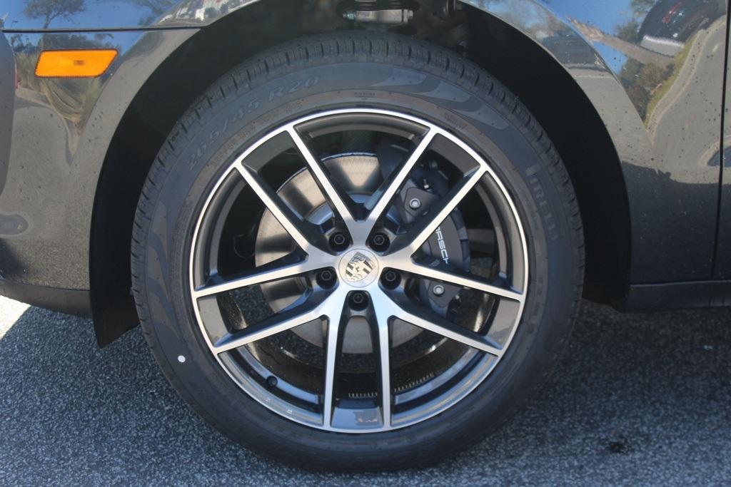 new 2026 Porsche Macan car