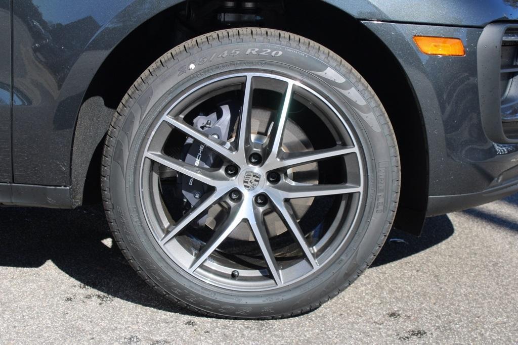 new 2026 Porsche Macan car