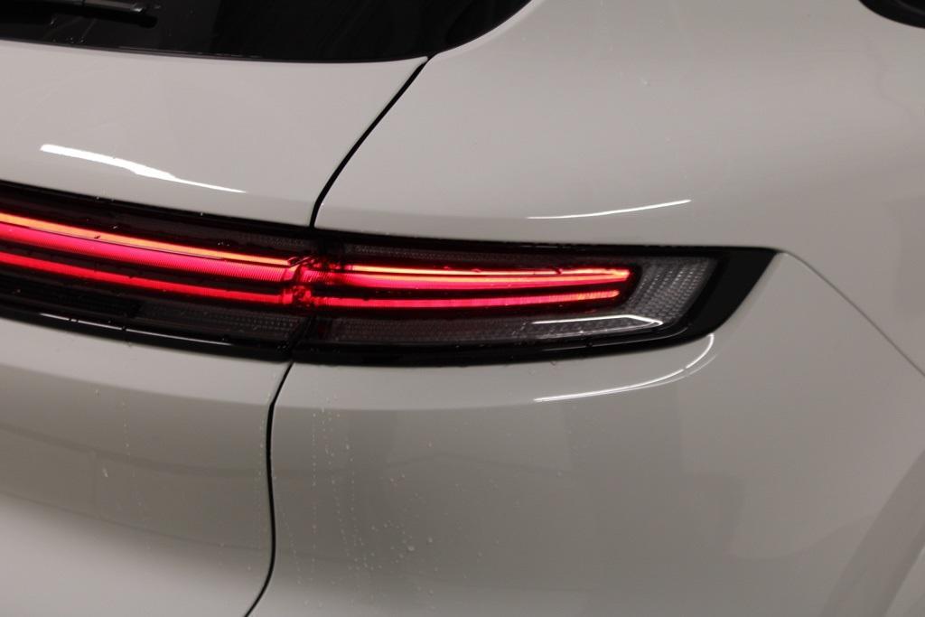 new 2026 Porsche Cayenne car