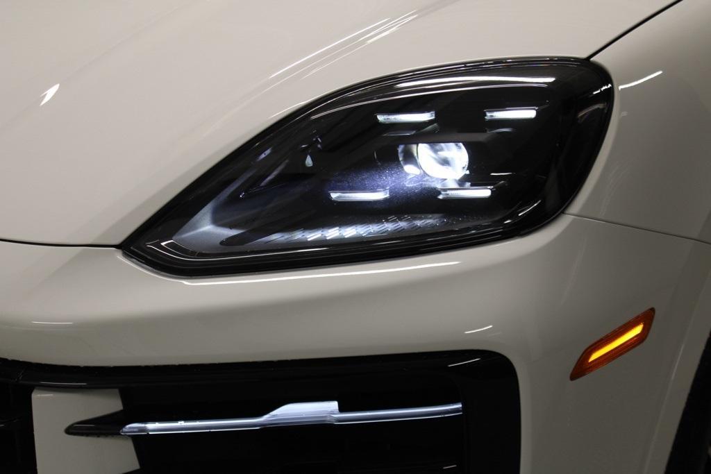 new 2026 Porsche Cayenne car