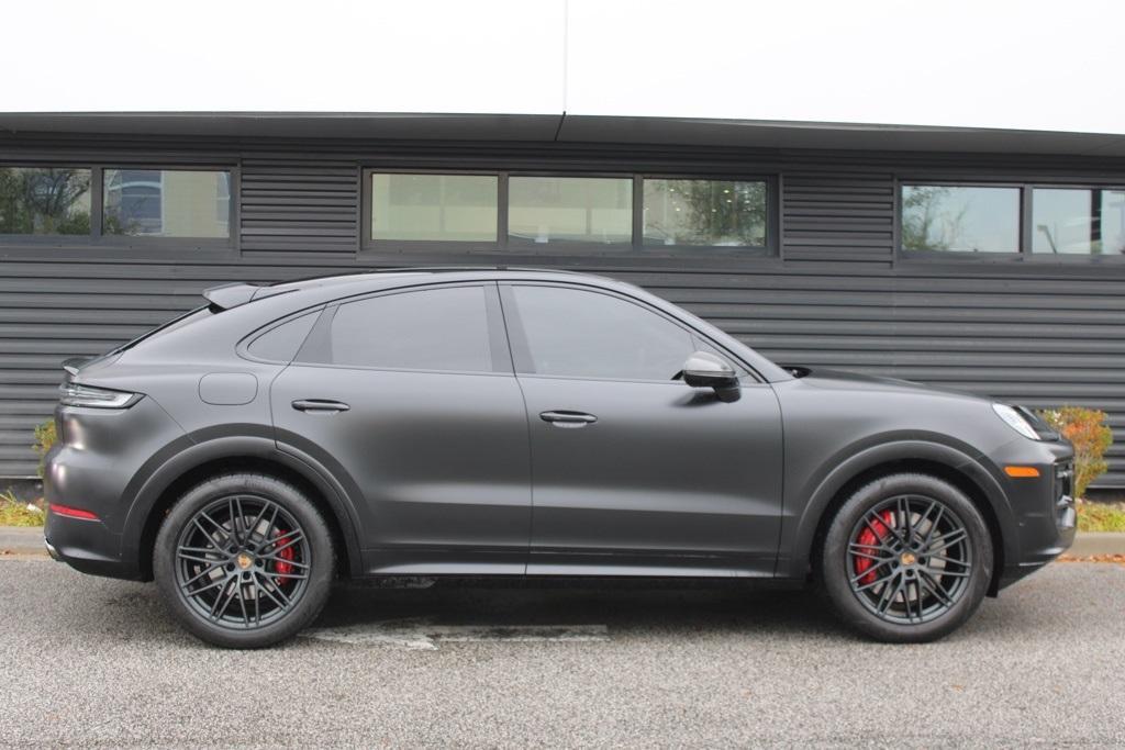 used 2025 Porsche Cayenne car, priced at $149,995