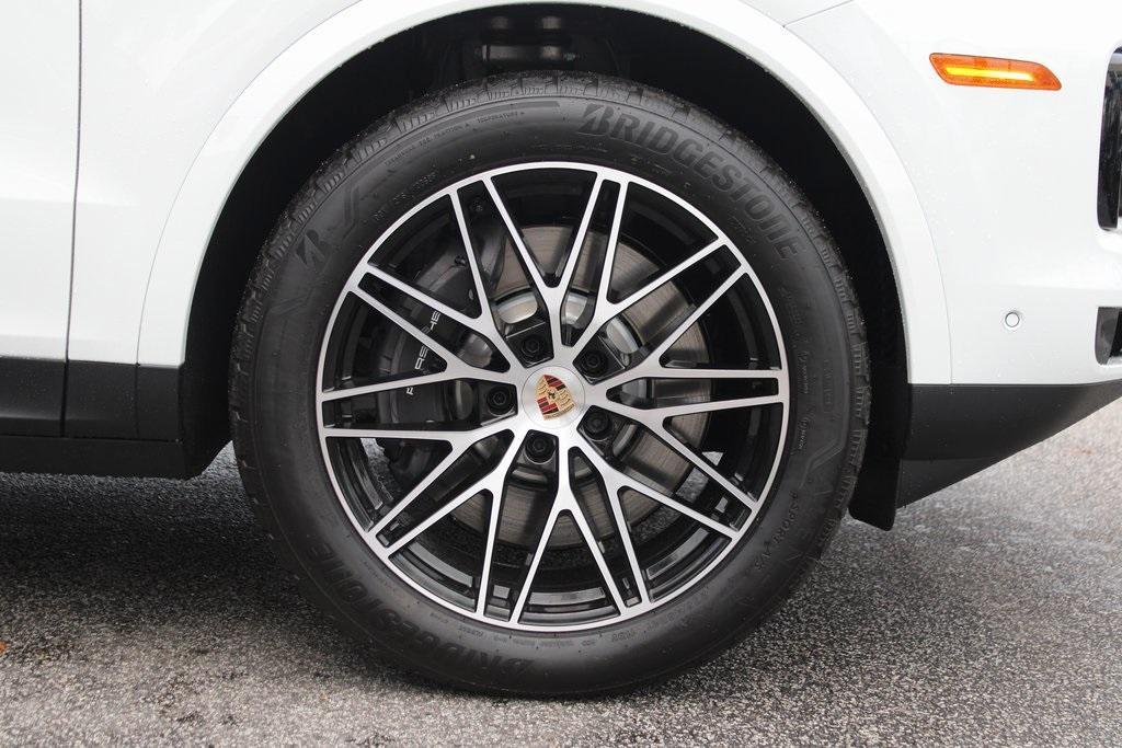 new 2026 Porsche Cayenne car