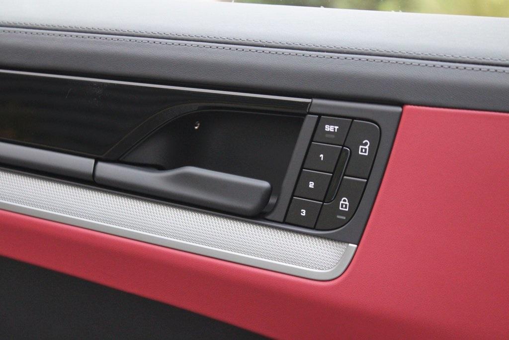 new 2026 Porsche Cayenne car