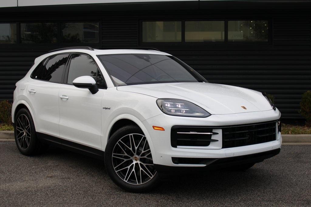 new 2026 Porsche Cayenne car