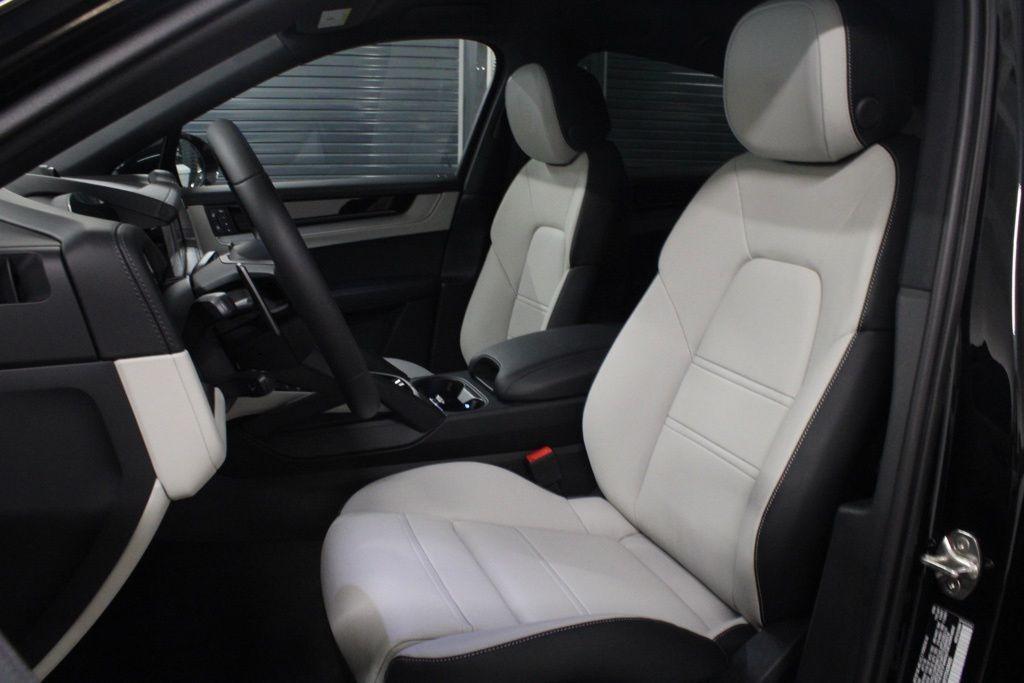 new 2026 Porsche Cayenne car