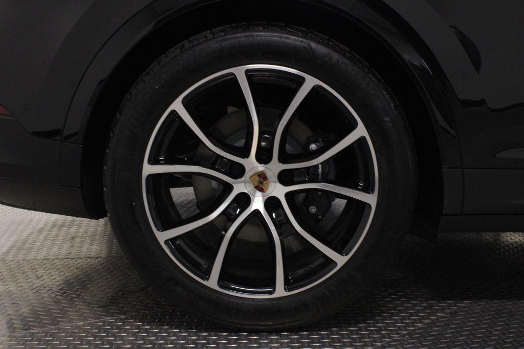 new 2026 Porsche Cayenne car