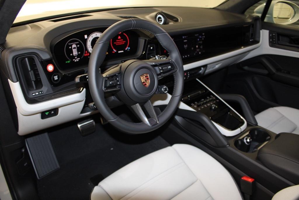 new 2026 Porsche Cayenne car