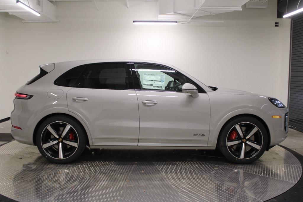 new 2026 Porsche Cayenne car