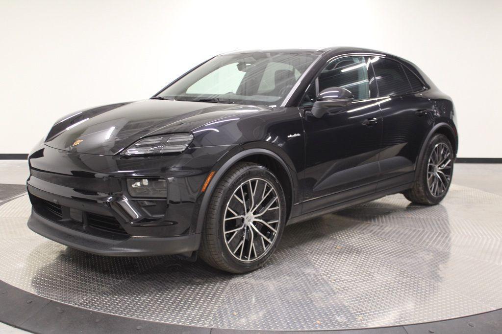 new 2026 Porsche Macan car