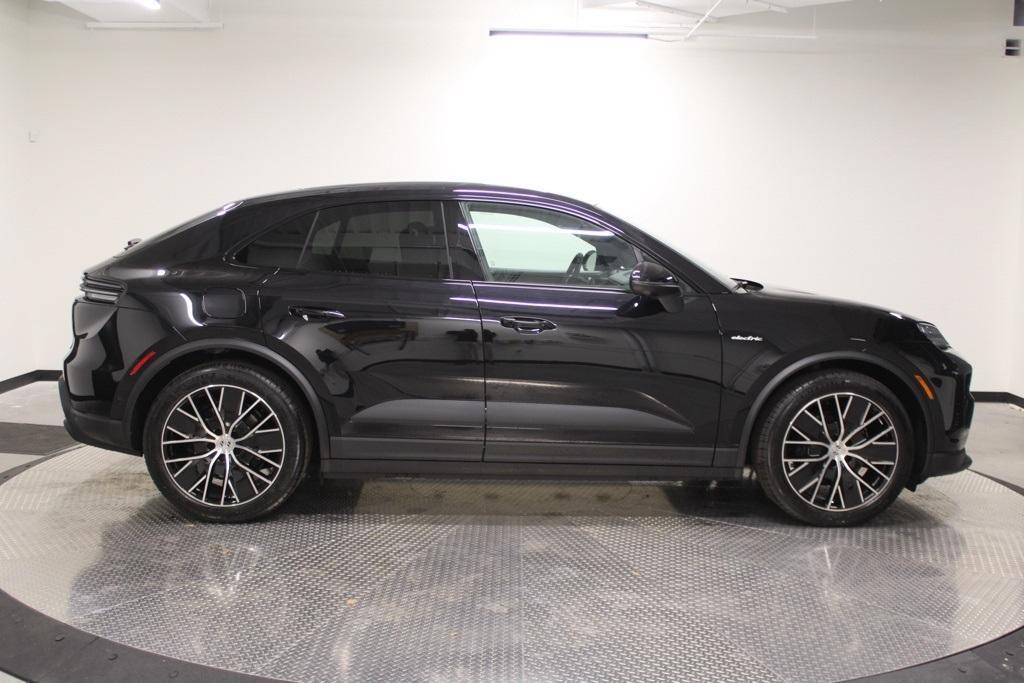 new 2026 Porsche Macan car