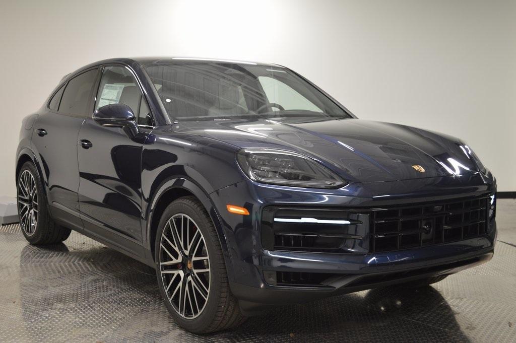 new 2026 Porsche Cayenne car