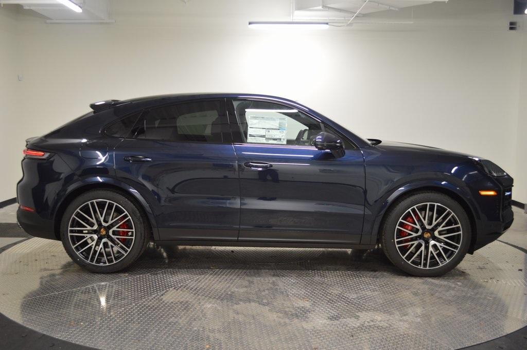 new 2026 Porsche Cayenne car