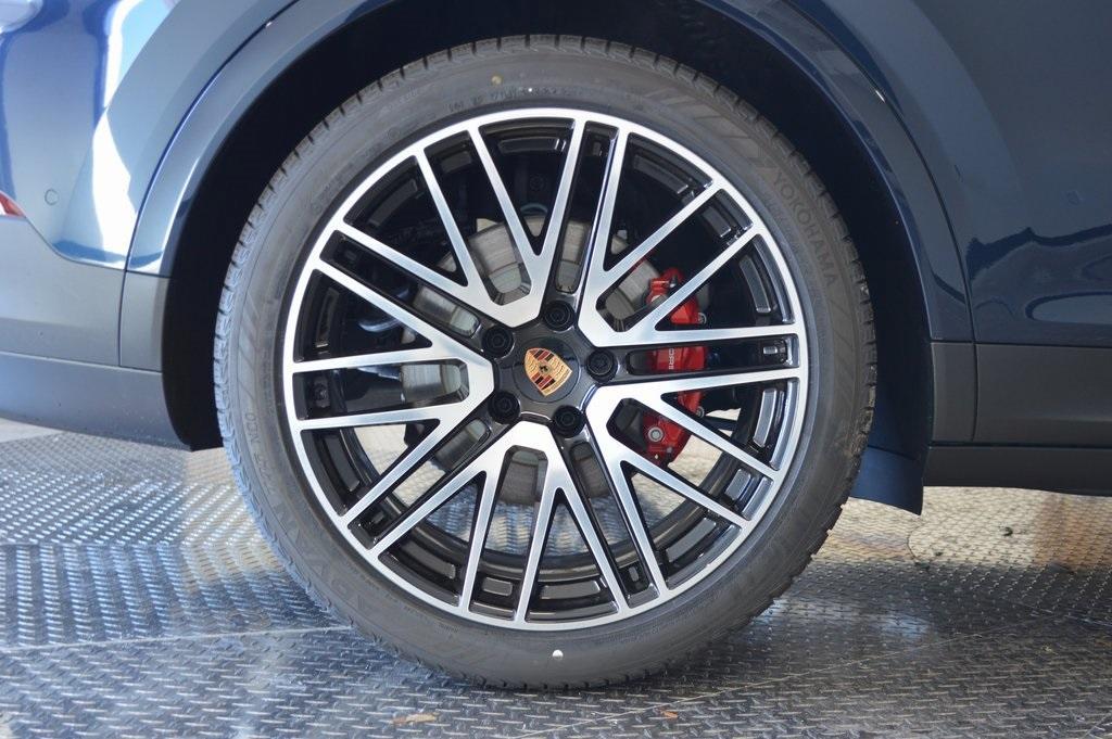 new 2026 Porsche Cayenne car