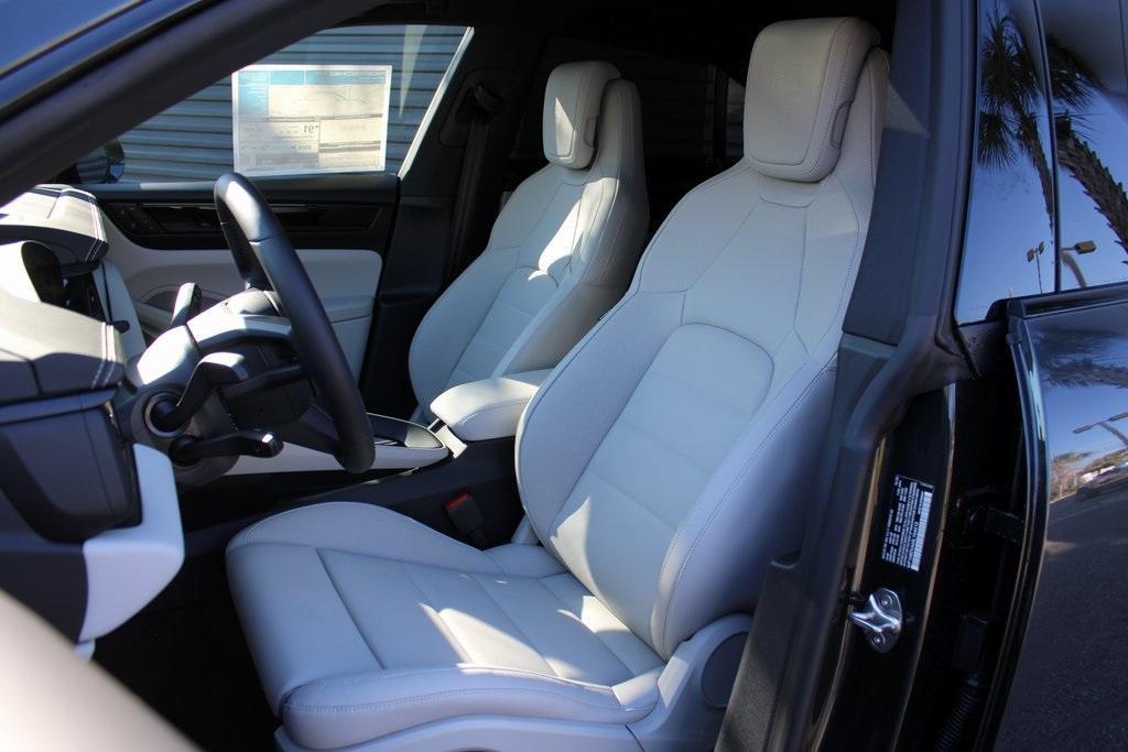 new 2025 Porsche Macan car, priced at $114,075