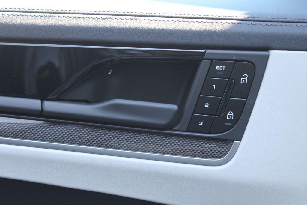 new 2026 Porsche Cayenne car