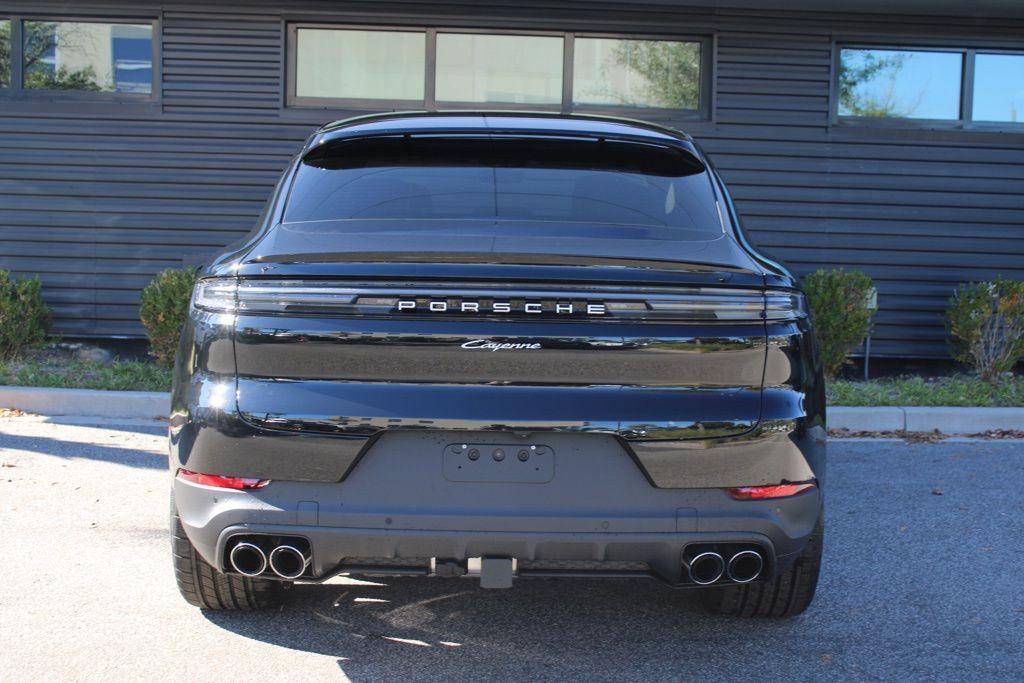 new 2026 Porsche Cayenne car