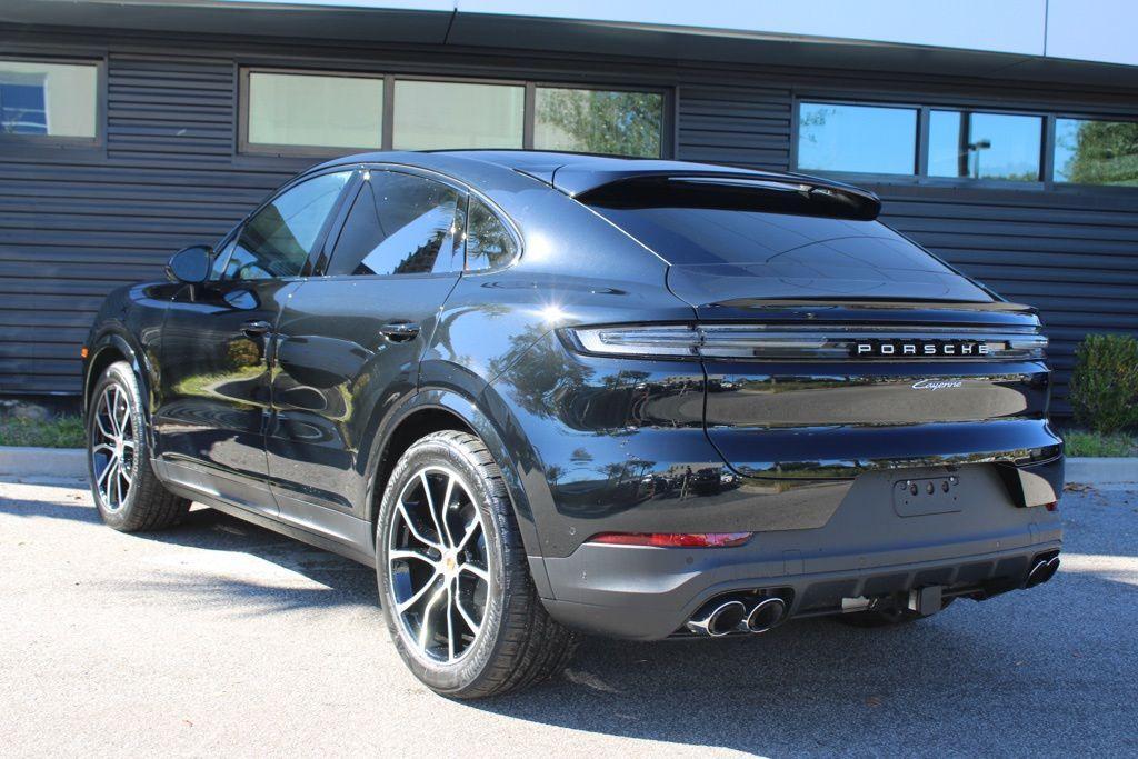 new 2026 Porsche Cayenne car