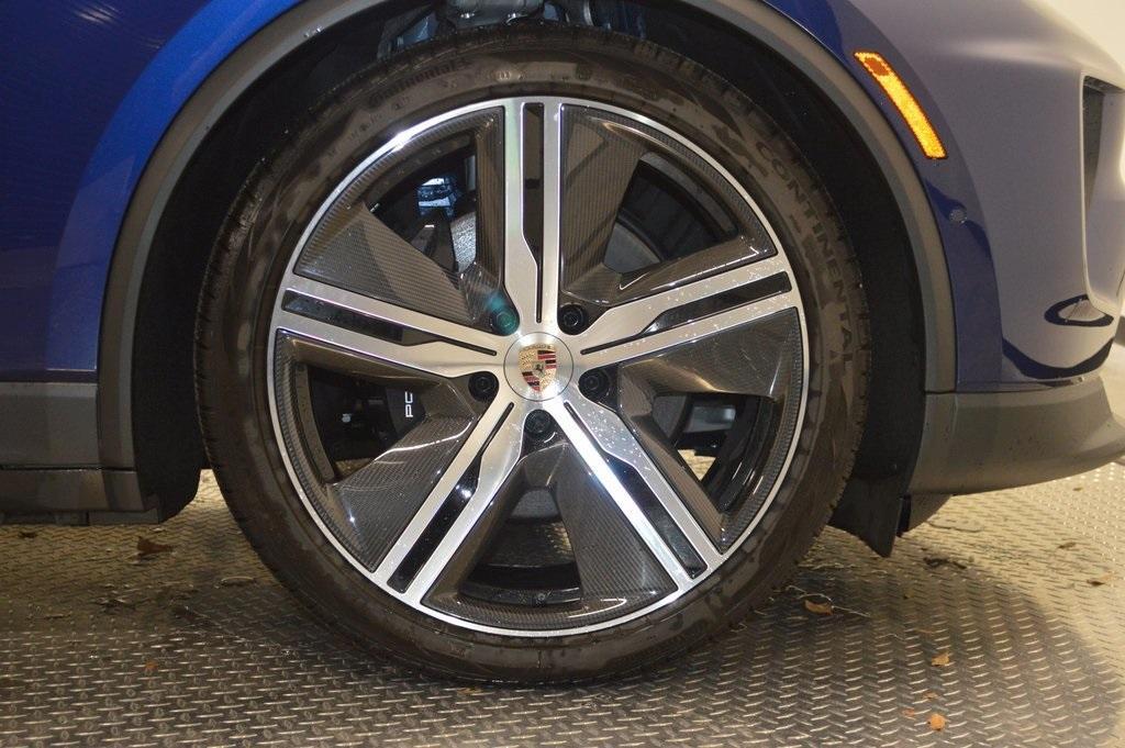 new 2025 Porsche Macan car, priced at $112,715