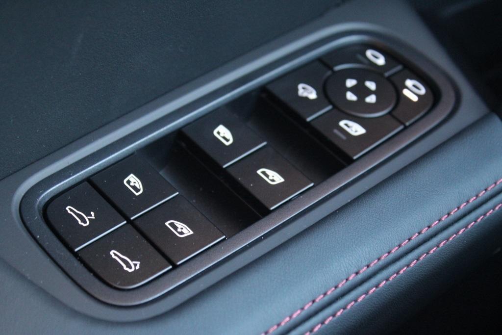 new 2026 Porsche Cayenne car