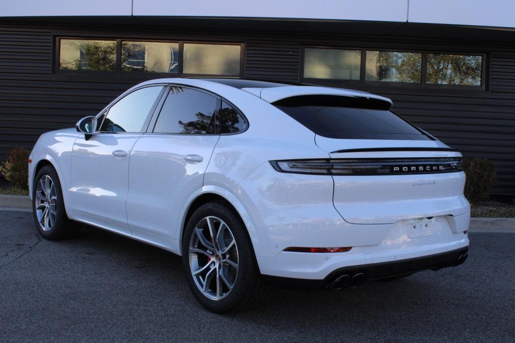 new 2026 Porsche Cayenne car