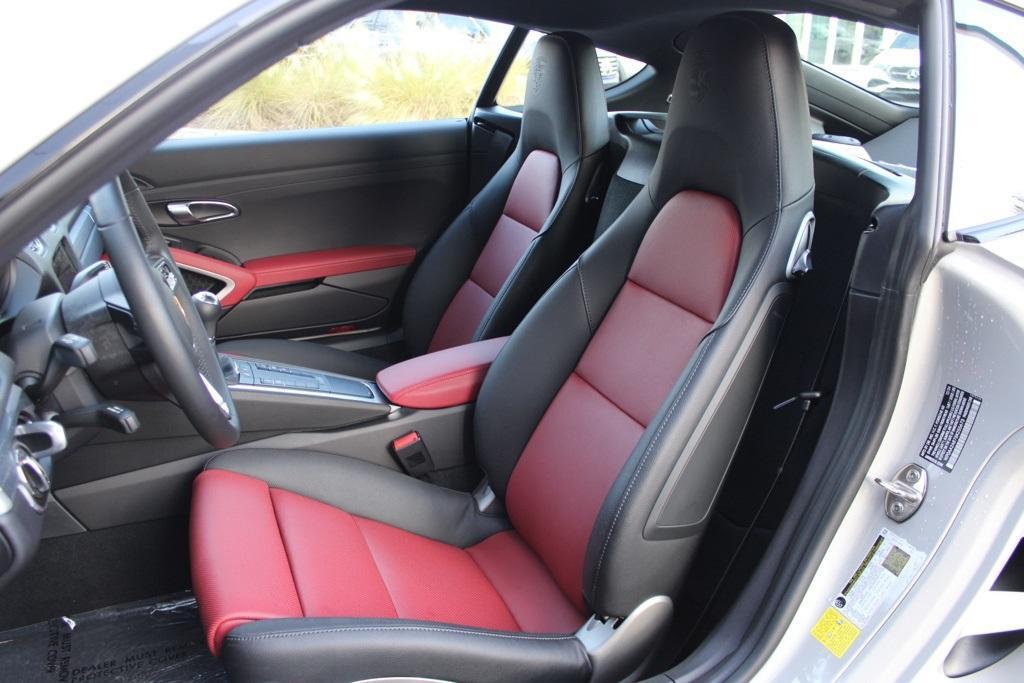 new 2025 Porsche 718 Cayman car