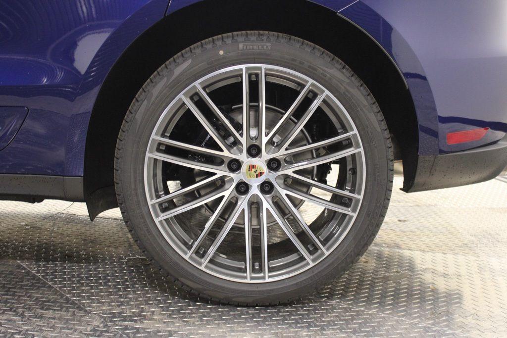 new 2026 Porsche Macan car