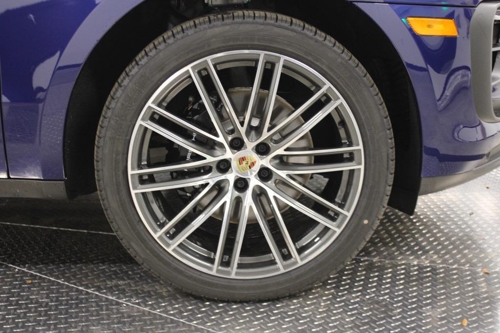 new 2026 Porsche Macan car