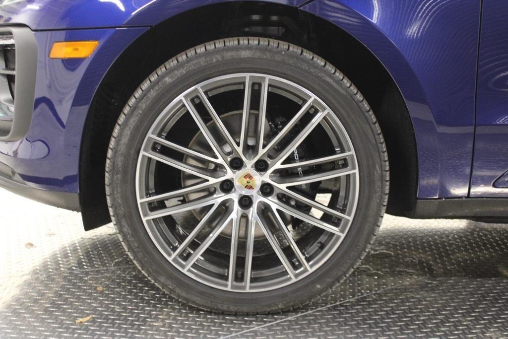 new 2026 Porsche Macan car