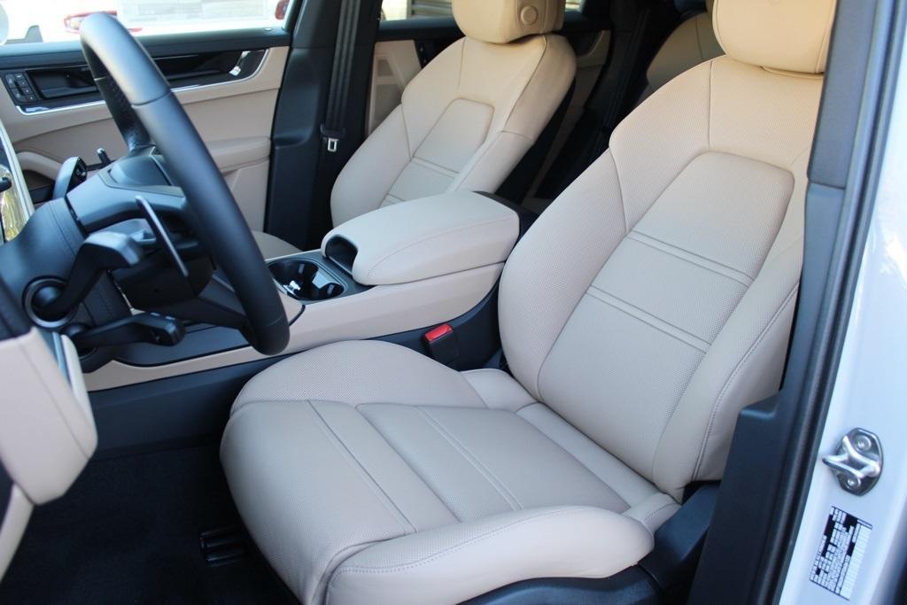 new 2026 Porsche Cayenne car