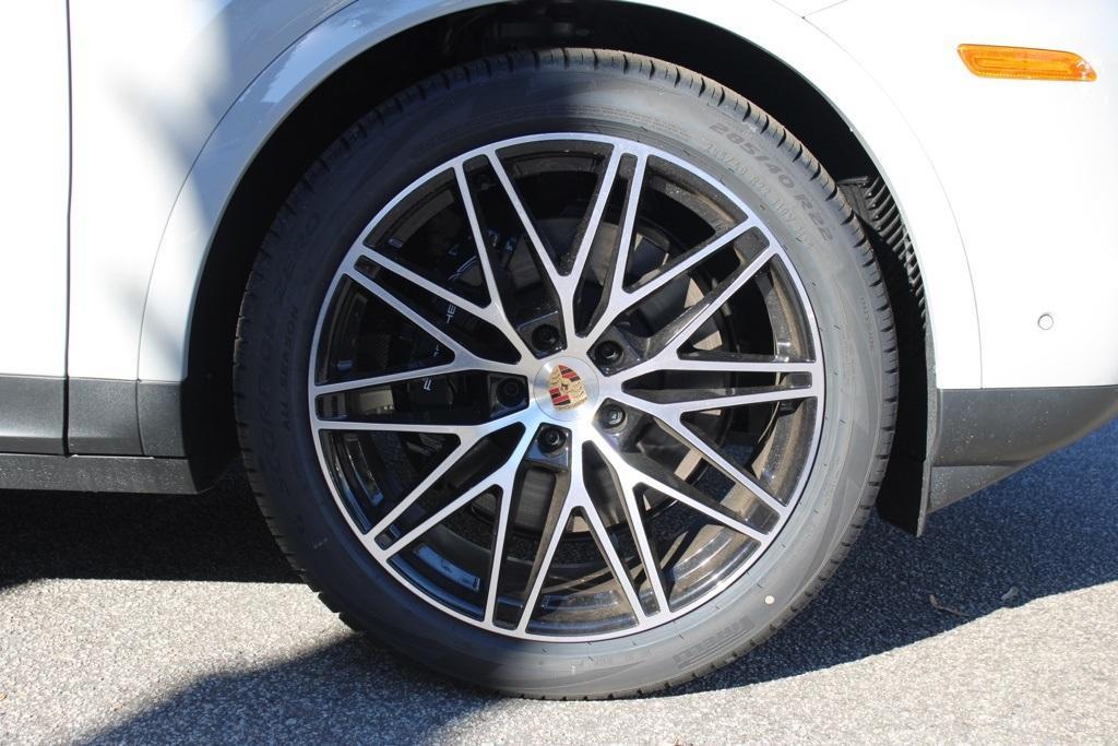 new 2026 Porsche Cayenne car