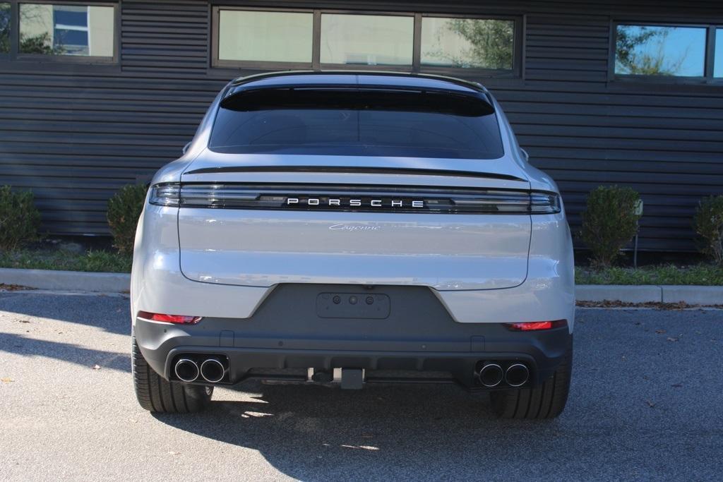 new 2026 Porsche Cayenne car
