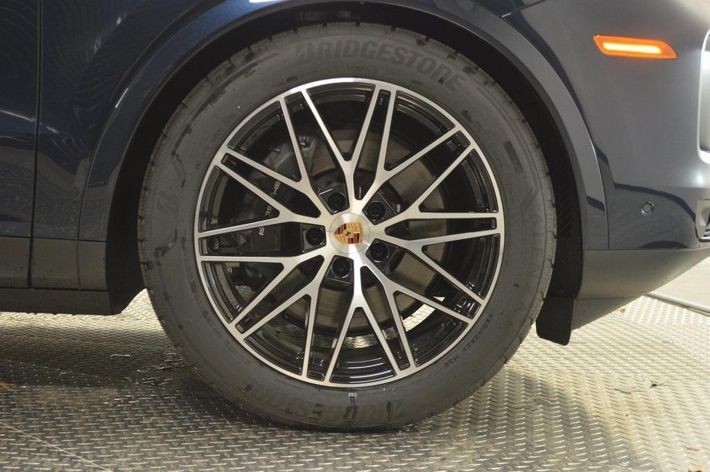 new 2026 Porsche Cayenne car