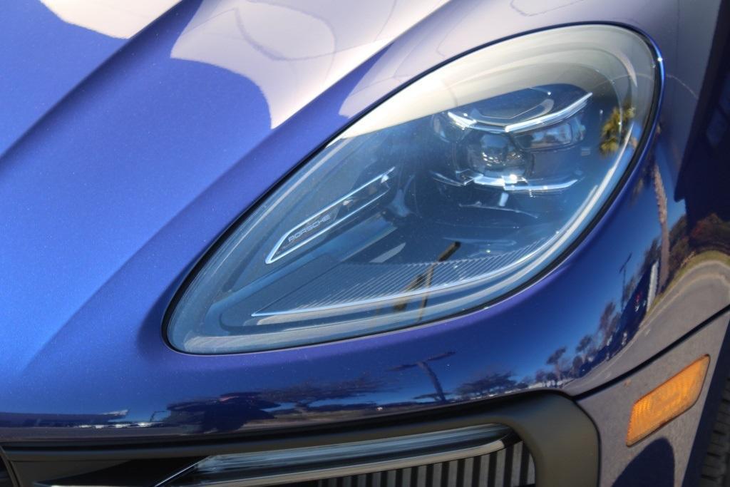 new 2026 Porsche Macan car