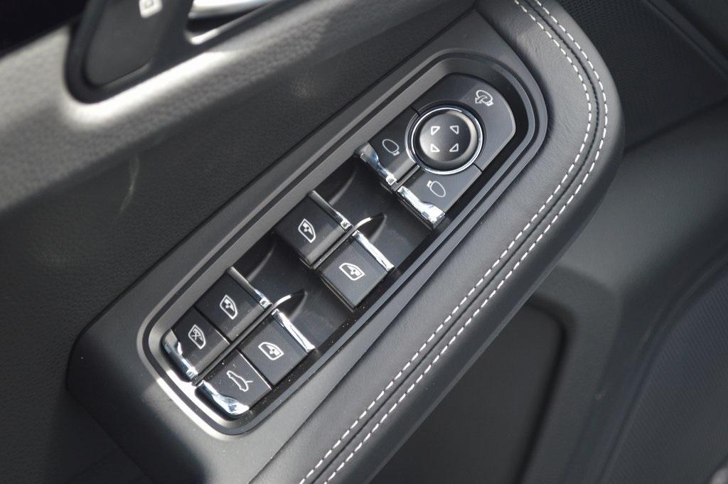 new 2026 Porsche Macan car