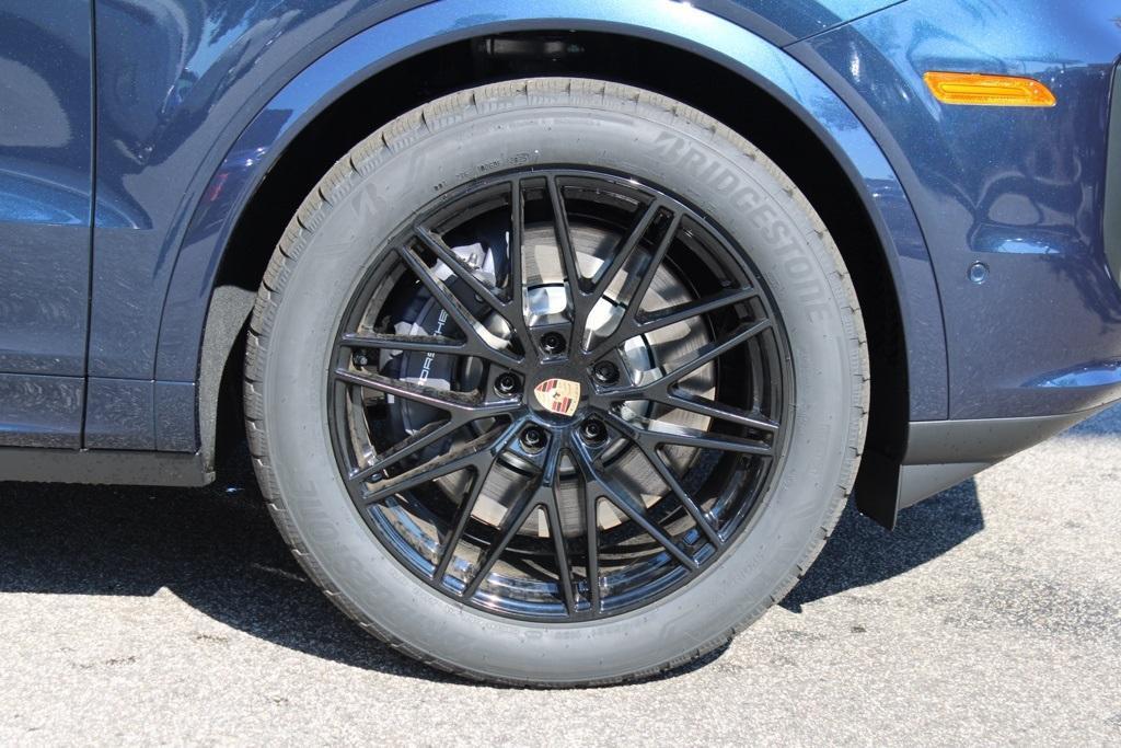 new 2026 Porsche Cayenne car