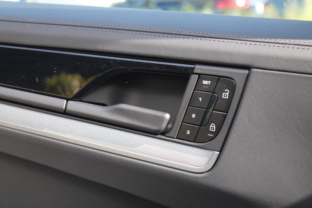 new 2026 Porsche Cayenne car