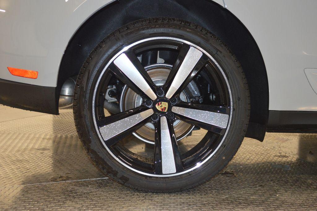new 2026 Porsche Macan car
