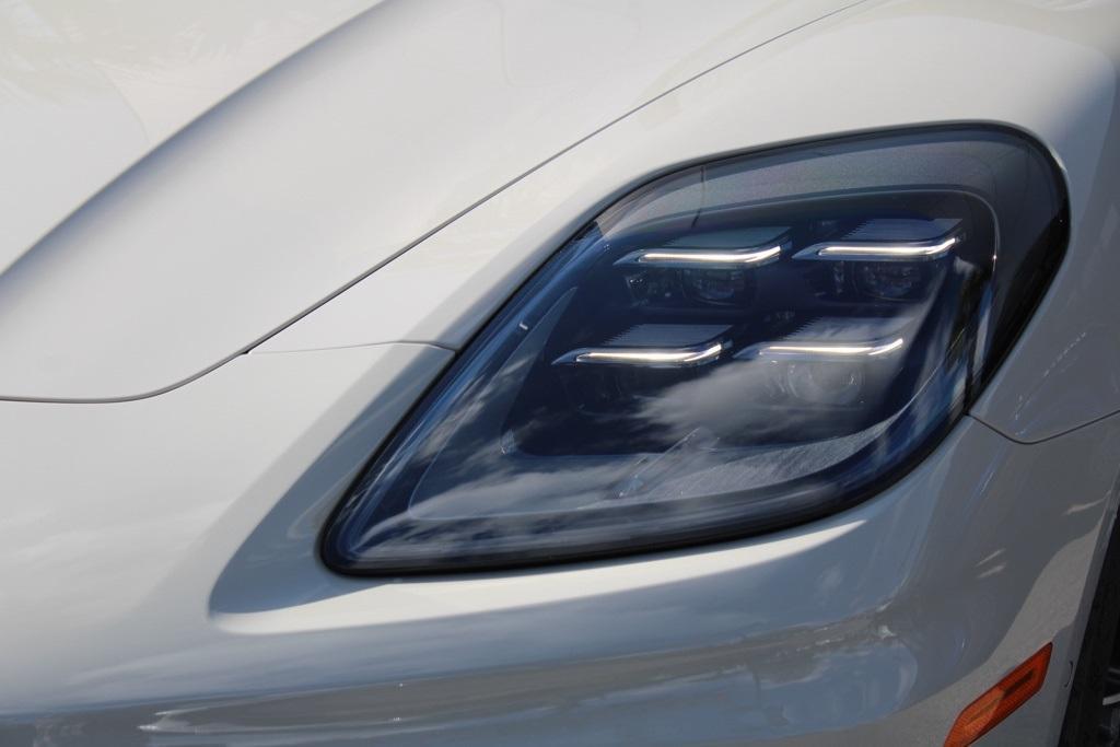 new 2026 Porsche Panamera car