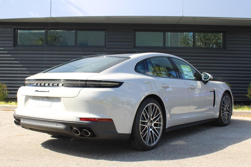 new 2026 Porsche Panamera car