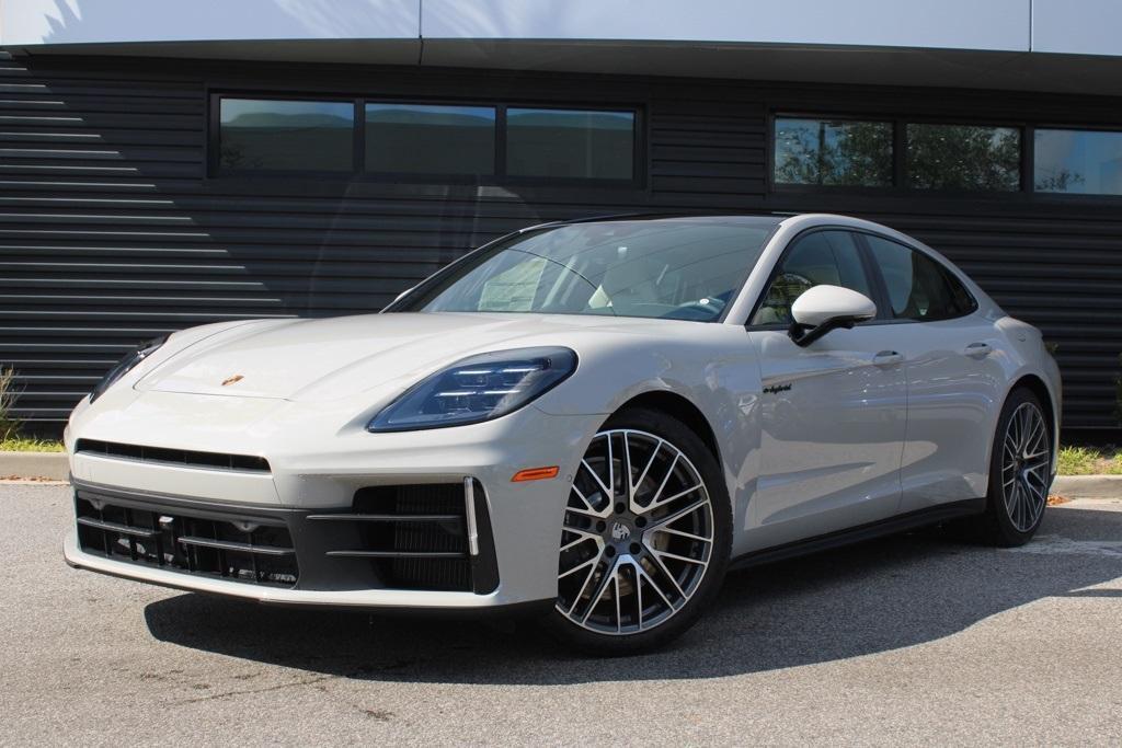 new 2026 Porsche Panamera car