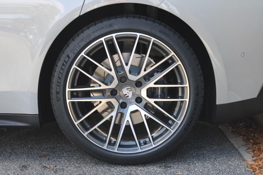 new 2026 Porsche Panamera car