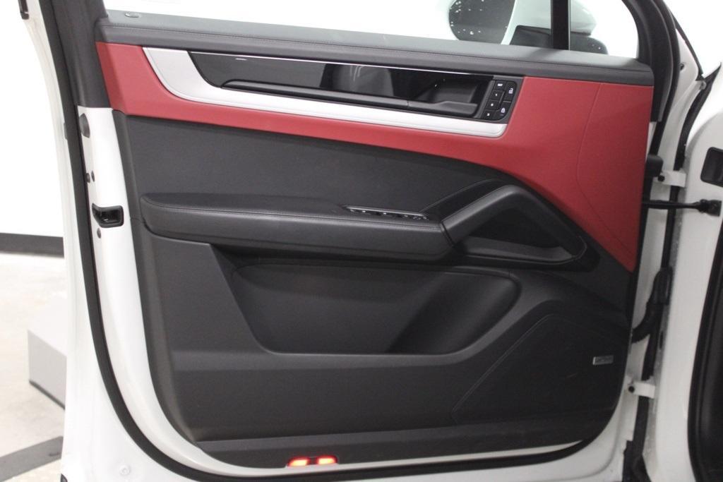 used 2025 Porsche Cayenne car, priced at $94,994