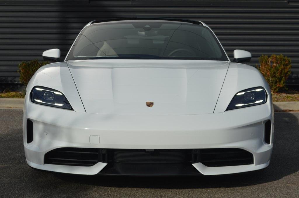 new 2026 Porsche Taycan car