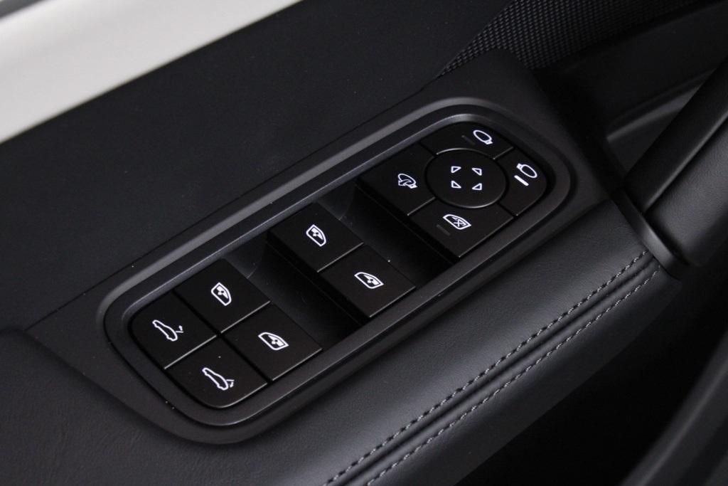 new 2026 Porsche Cayenne car