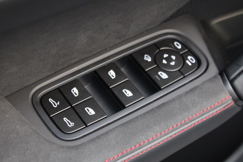 new 2026 Porsche Cayenne car