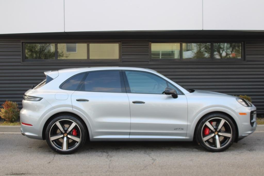 new 2026 Porsche Cayenne car