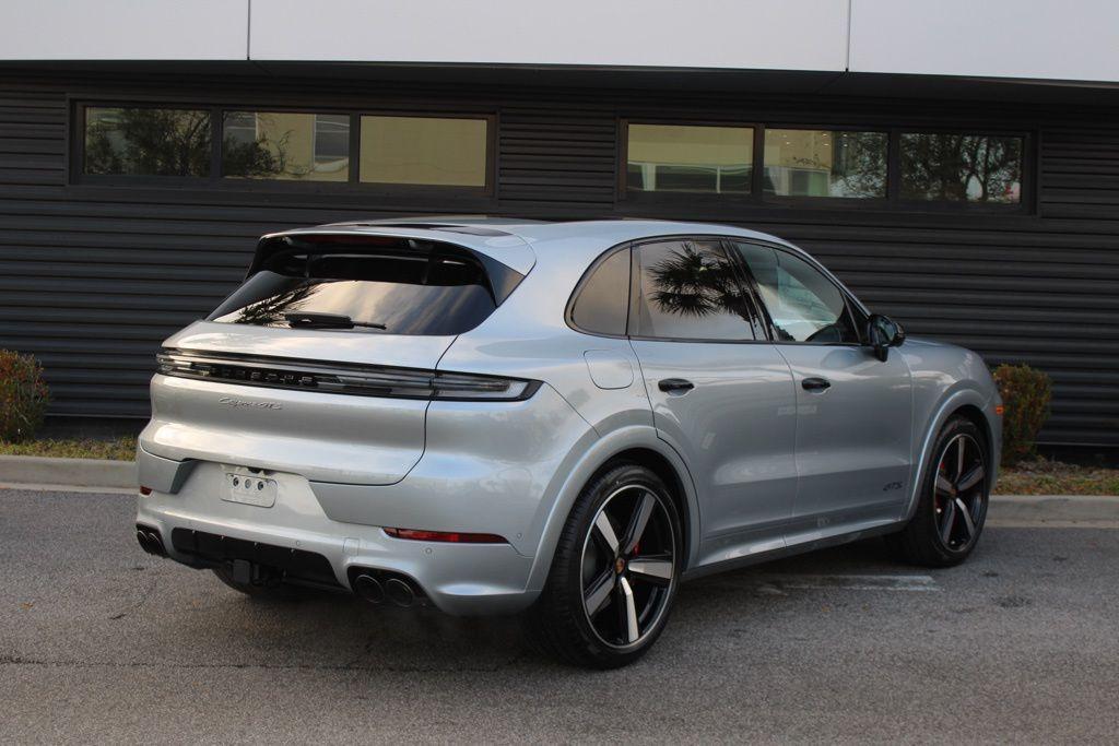 new 2026 Porsche Cayenne car