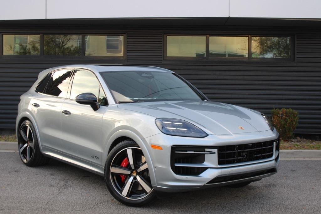 new 2026 Porsche Cayenne car