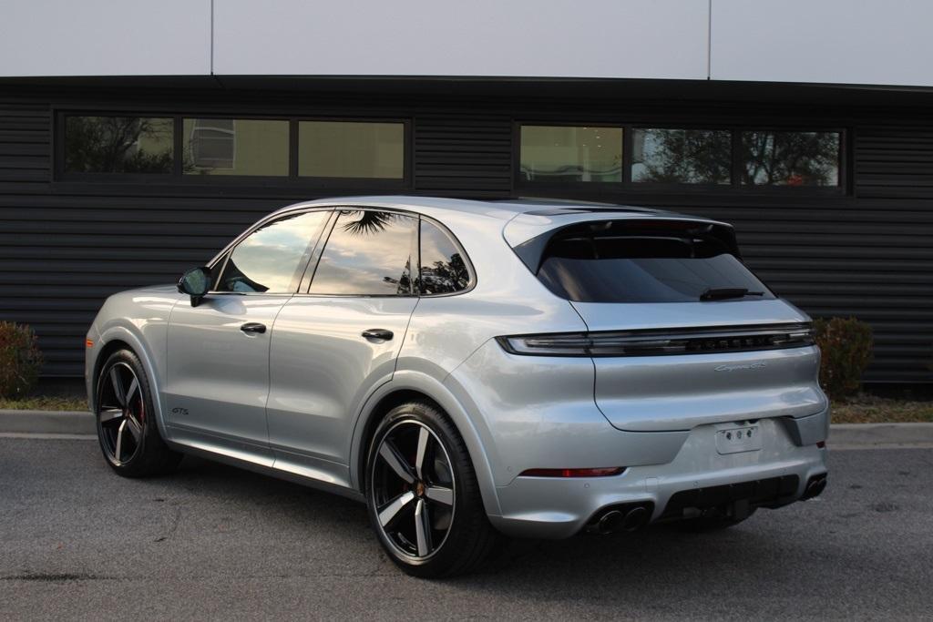 new 2026 Porsche Cayenne car
