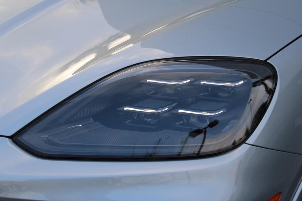 new 2026 Porsche Cayenne car